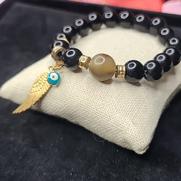 Bracelet Black Beads Gold Tone Angel Wing Evil Eye Blue White Protection Unique - Picture 5 of 5